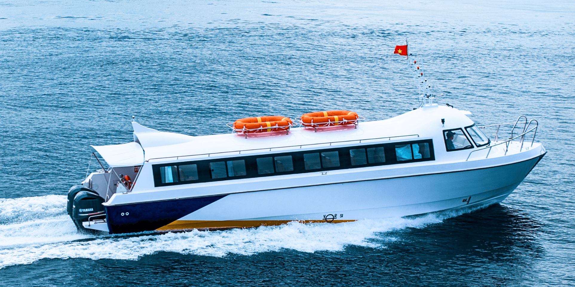 P14 high-speed passenger boat with sealed cabin